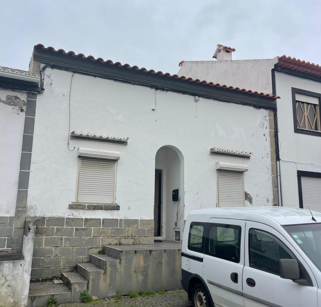 b36797fd-f8c7-4c56-809d-2196f441cde5